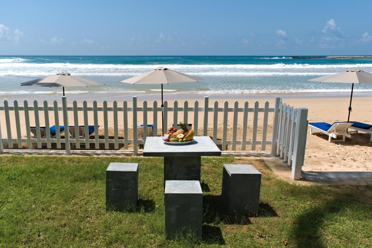 Smeralda Beach Hotel Dikwella Bagian luar foto
