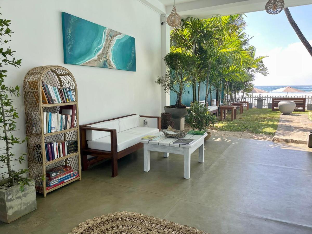 Smeralda Beach Hotel Dikwella Bagian luar foto