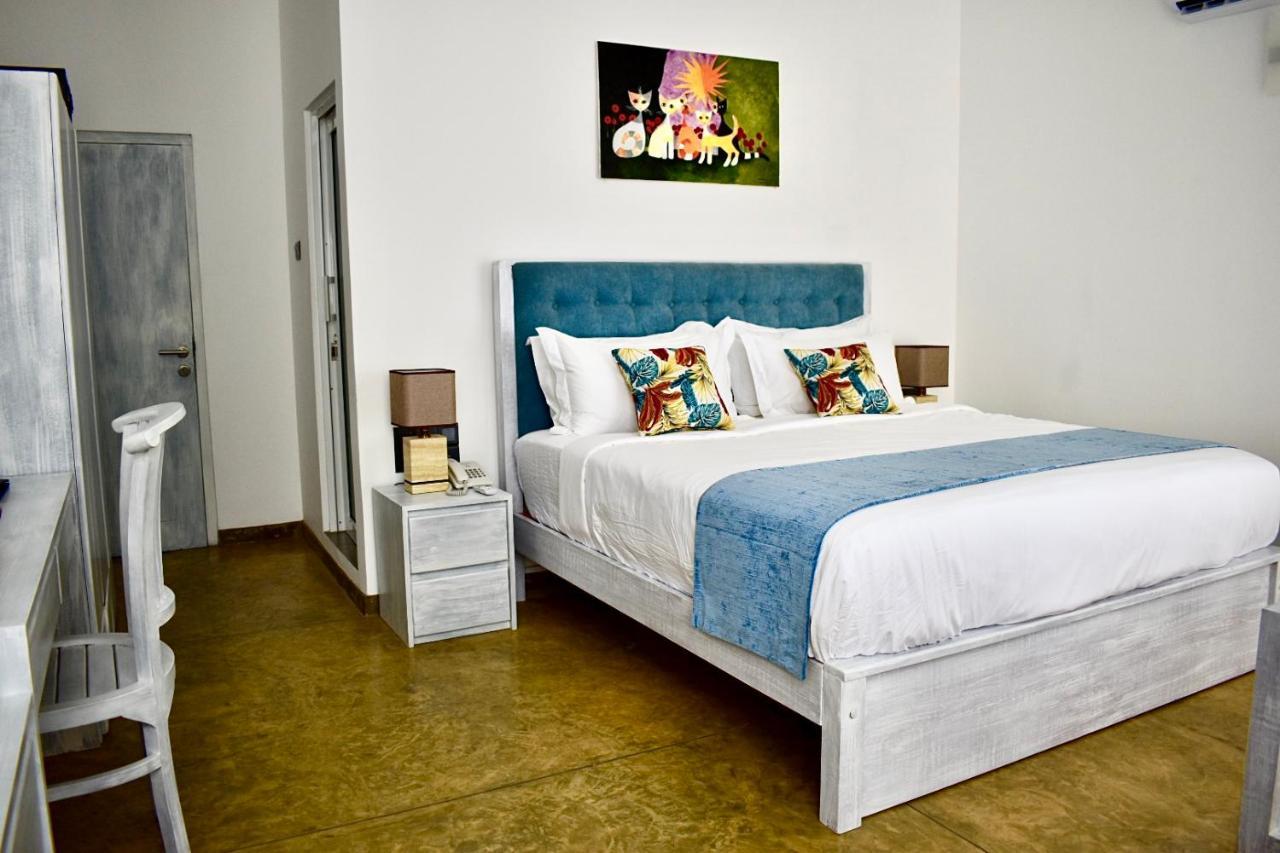 Smeralda Beach Hotel Dikwella Bagian luar foto